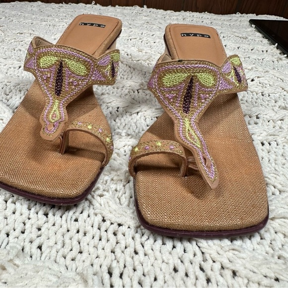 VTG Hype Embroidered Chunky Block Heel Square Toe Embroidered Thong Sandal SZ 8 - Picture 13 of 14